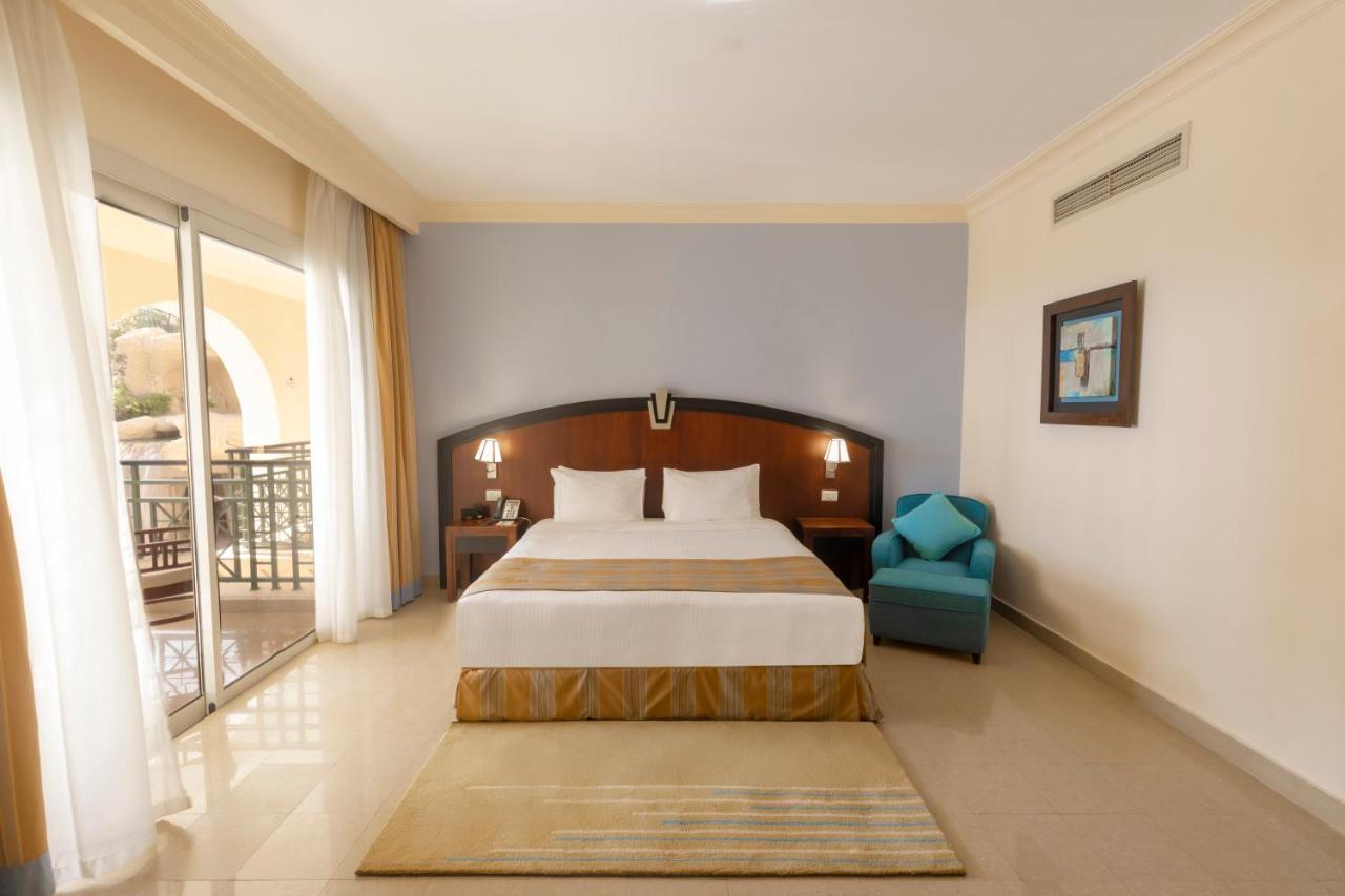 Stella Di Mare Beach Hotel&Spa Sharm el Sheikh Esterno foto A bedroom at the hotel