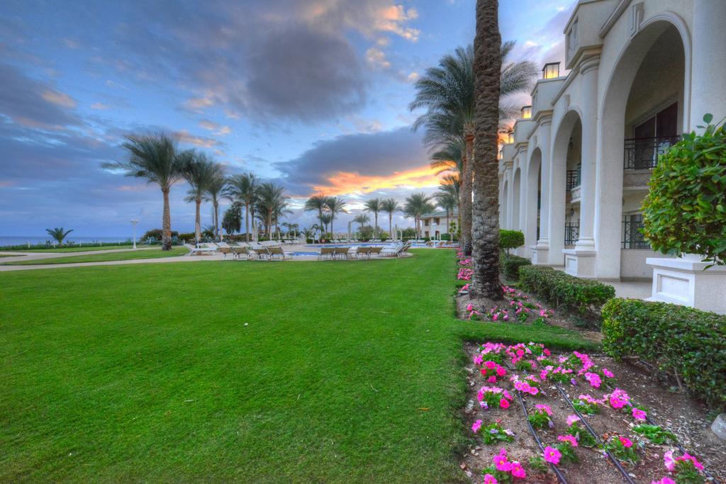 Stella Di Mare Beach Hotel&Spa Sharm el Sheikh Esterno foto The grounds of the St. Regis