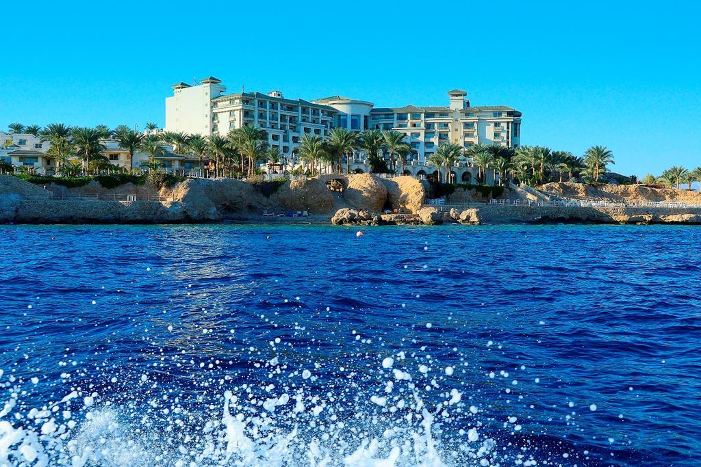 Stella Di Mare Beach Hotel&Spa Sharm el Sheikh Esterno foto View of the hotel from the sea