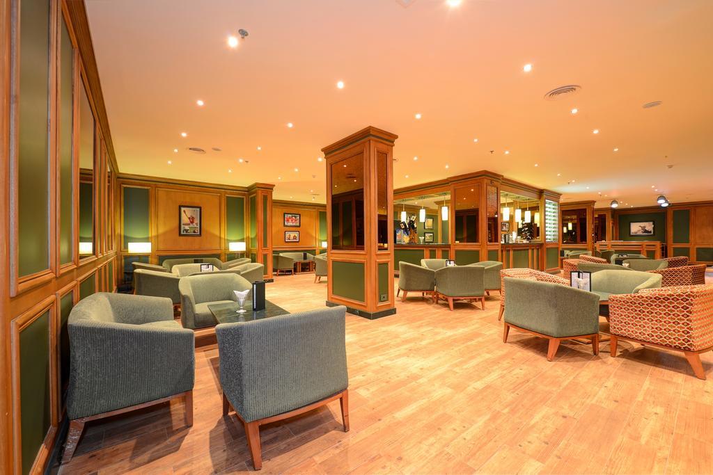 Stella Di Mare Beach Hotel&Spa Sharm el Sheikh Esterno foto The lounge at the airport