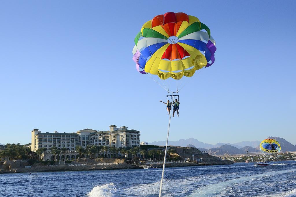 Stella Di Mare Beach Hotel&Spa Sharm el Sheikh Esterno foto Parasailing in Egypt
